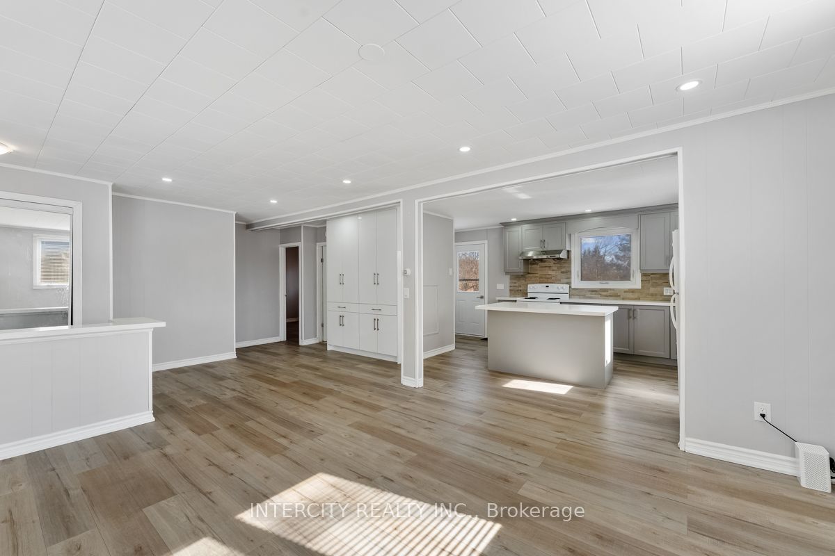 339 William Street #Upper