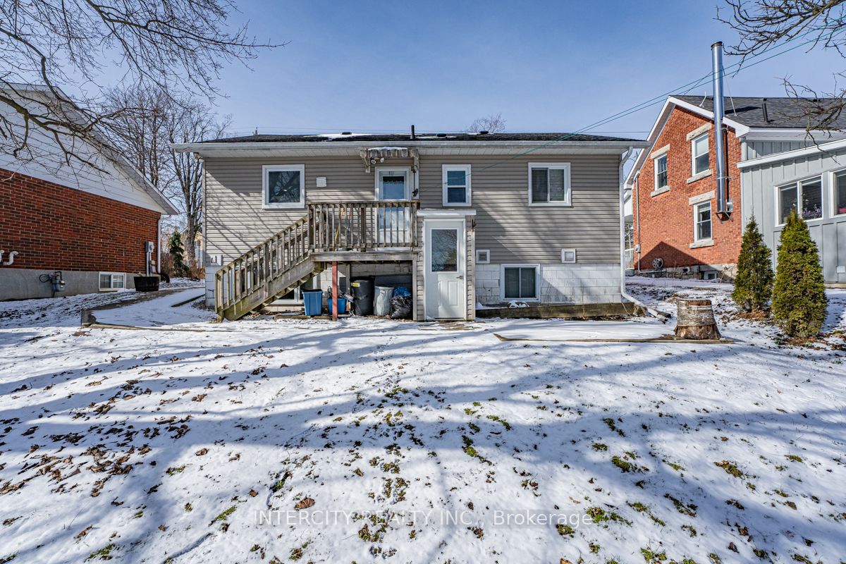 339 William Street #Upper