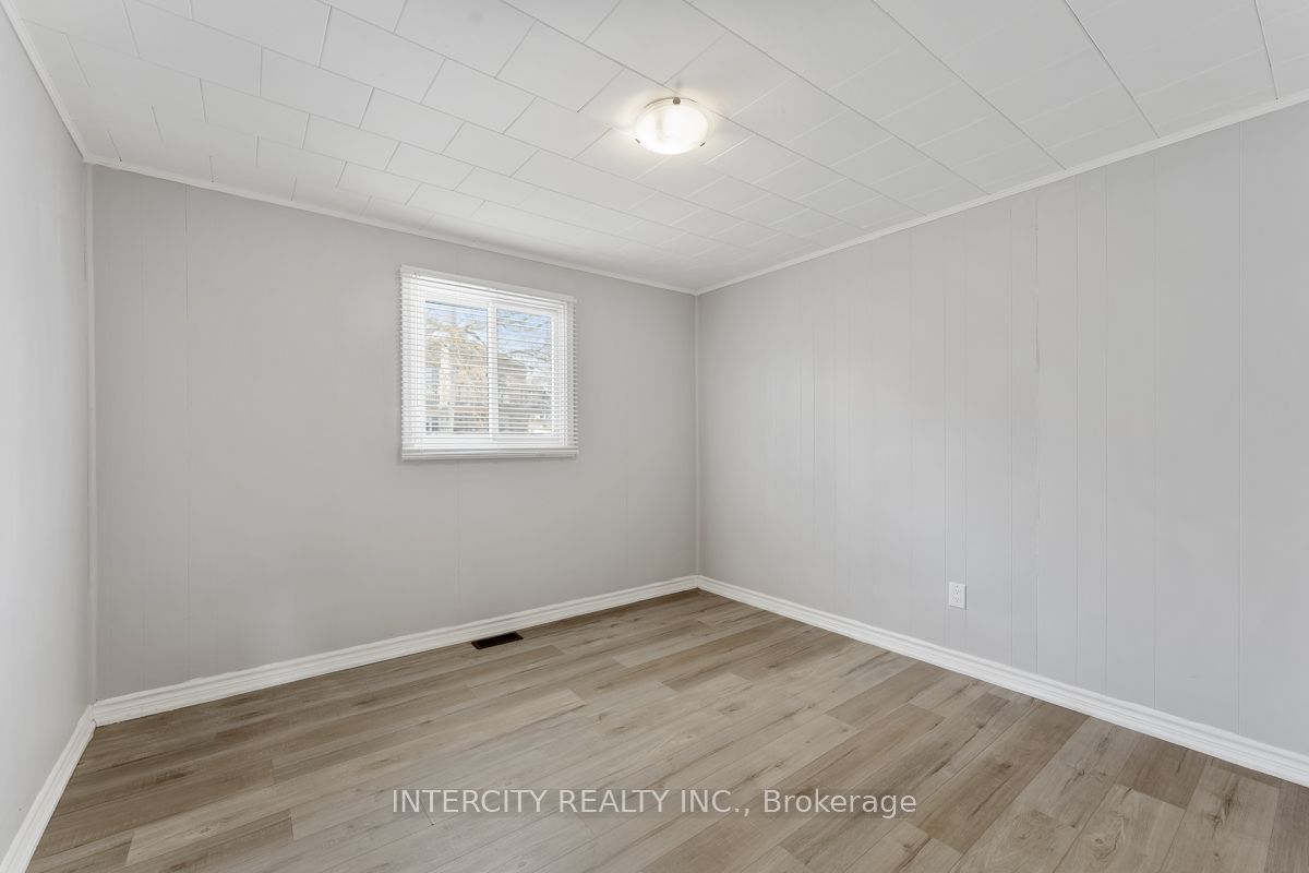 339 William Street #Upper