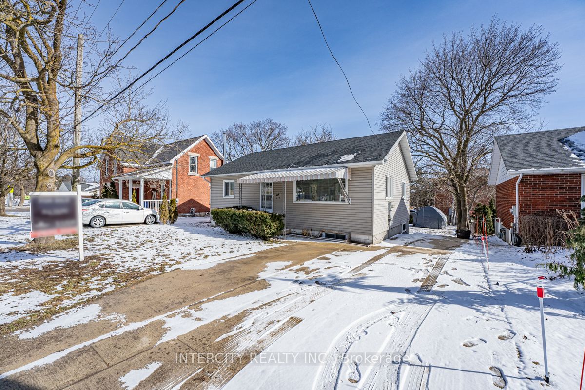 339 William Street #Upper