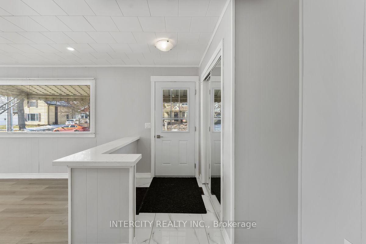 339 William Street #Upper