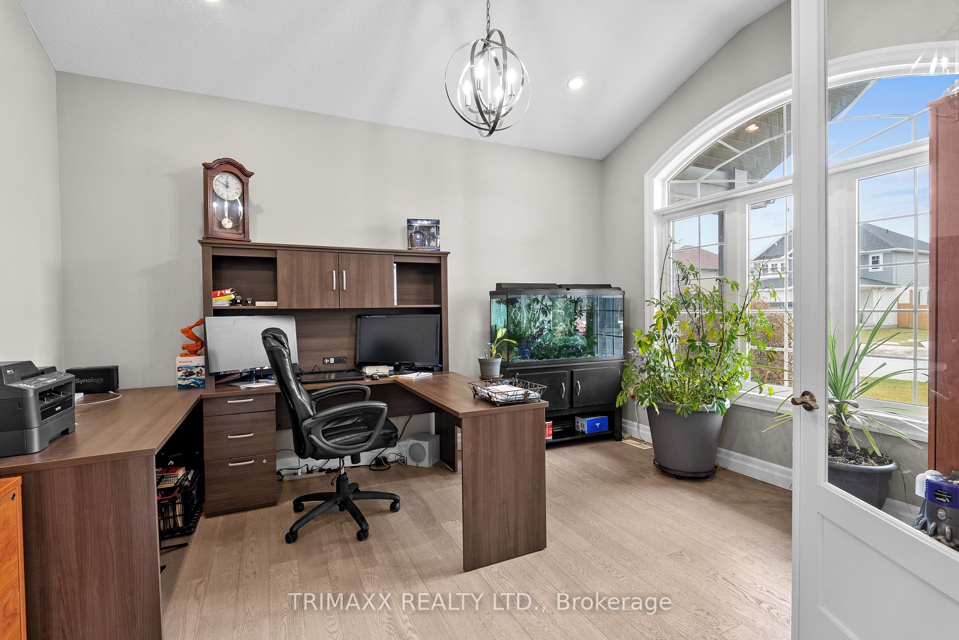 31 Thames Springs Crescent