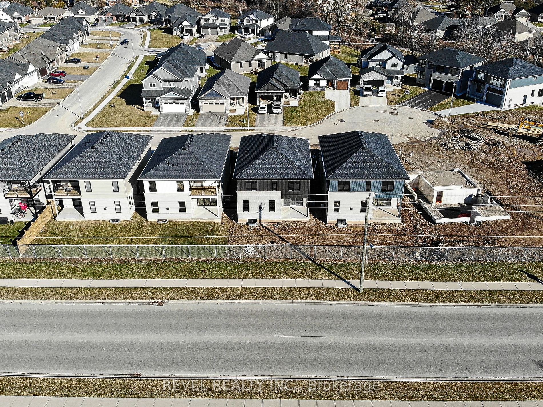 75 Trailview Drive