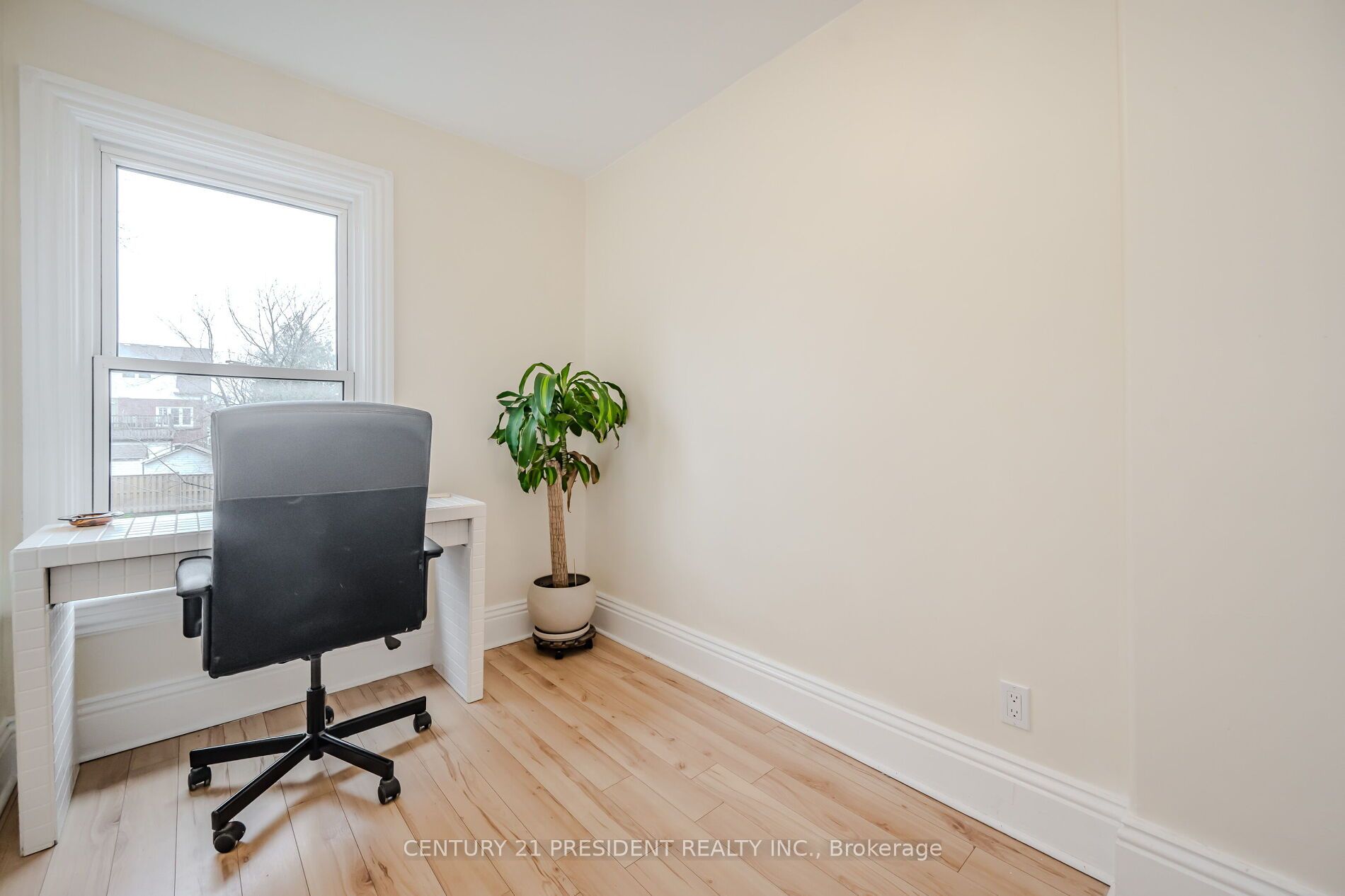 145 Erie Avenue