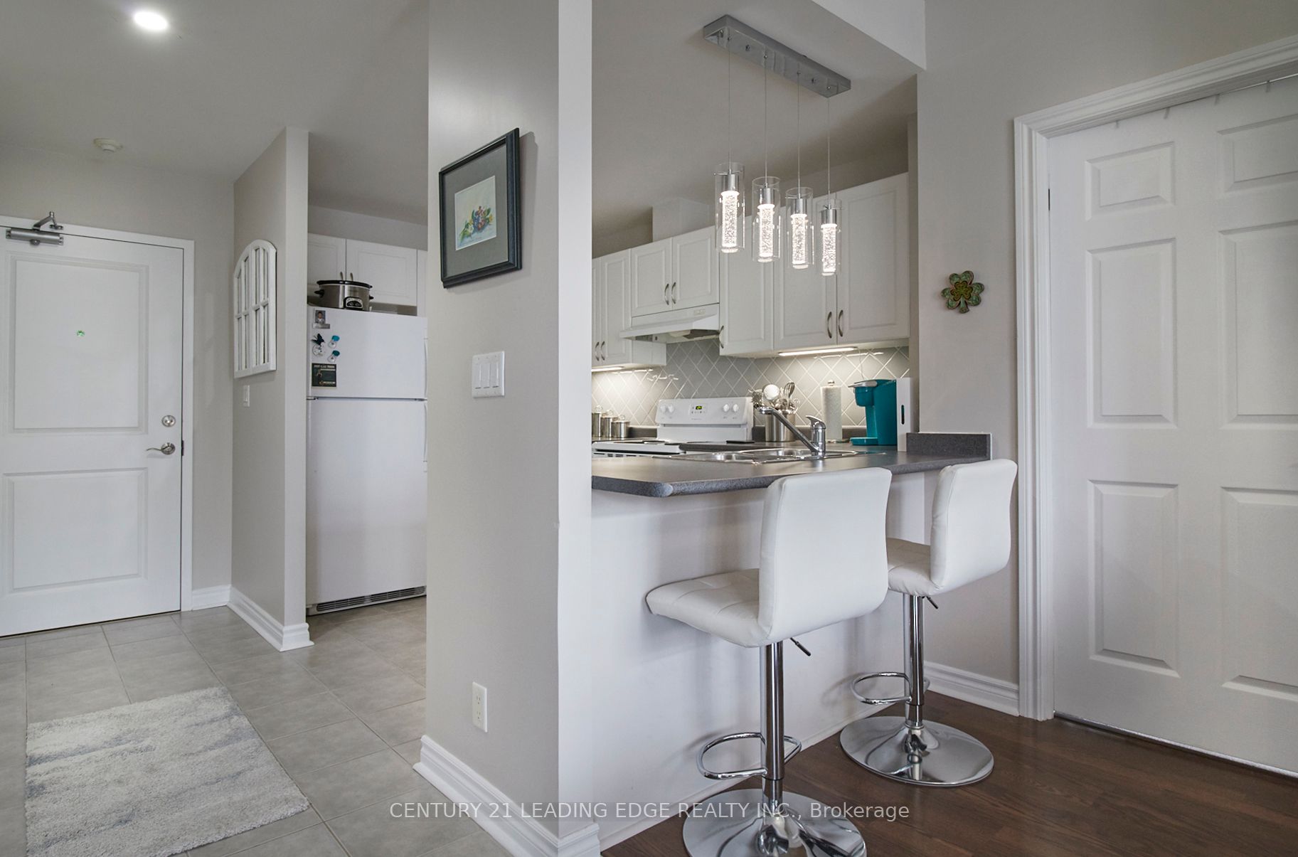 148 Third St, #207