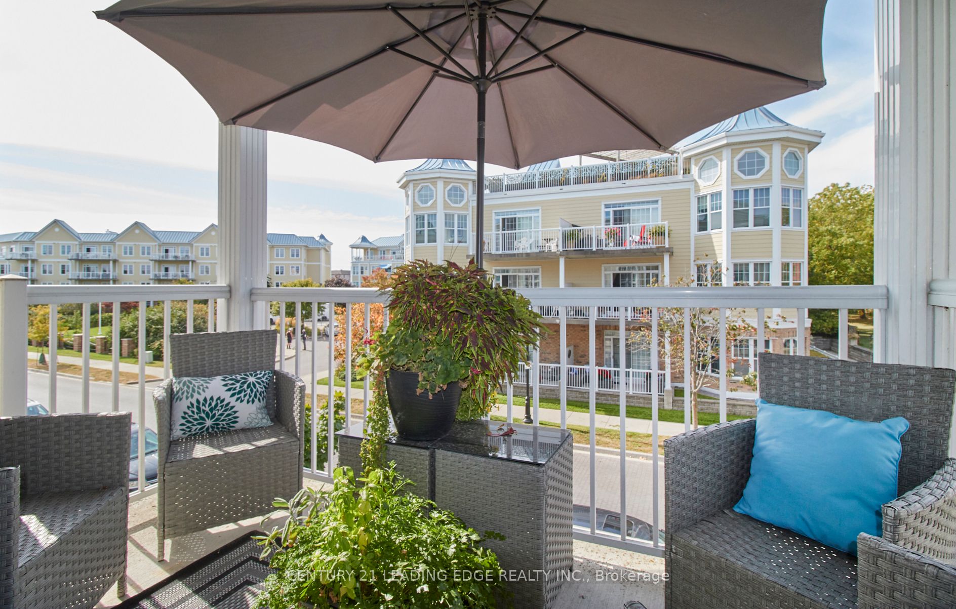 148 Third St, #207