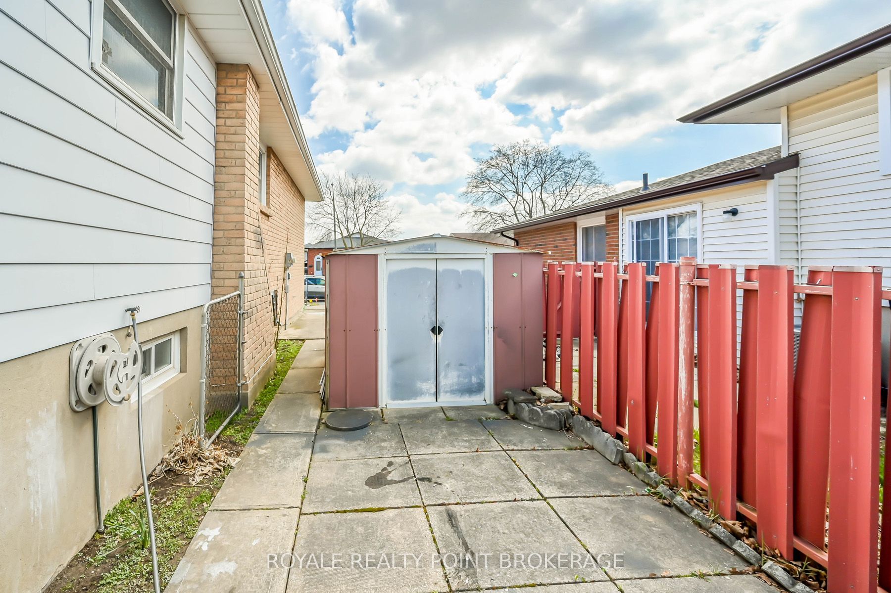 8089 Post Rd