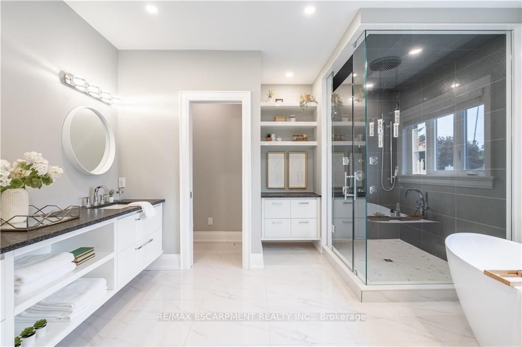 11 Oakley Crt