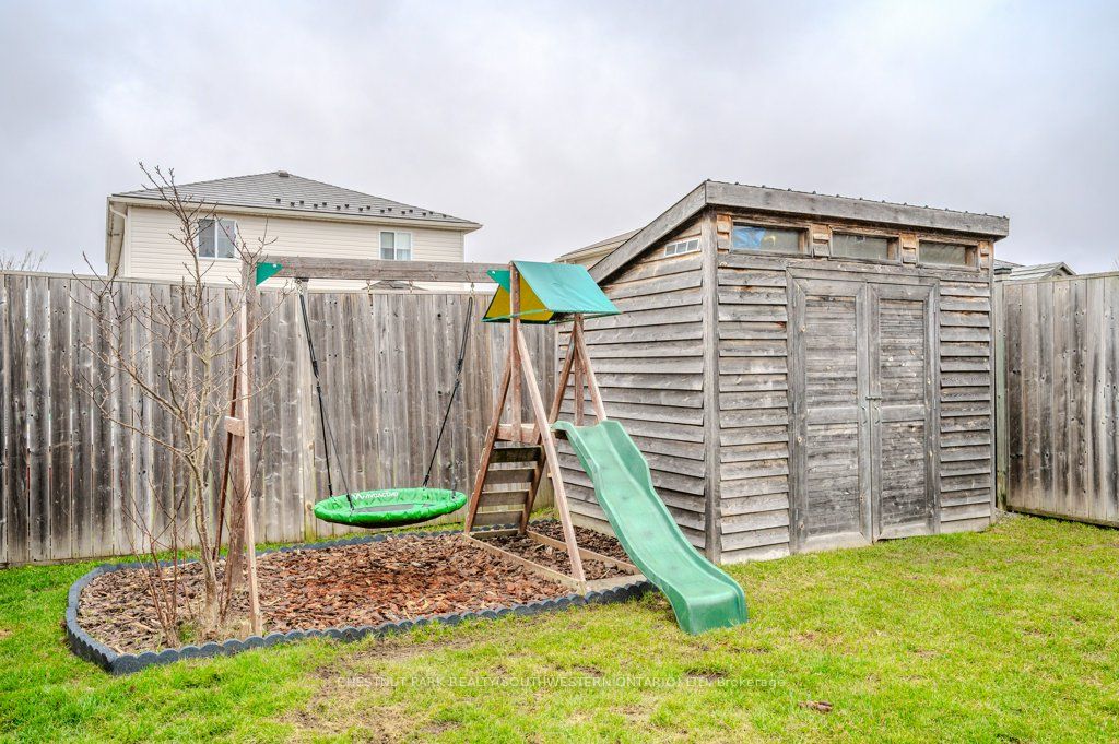 30 Simmonds Dr