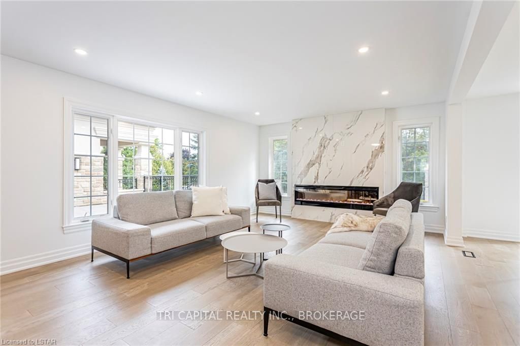 145 BASE LINE Road E #33