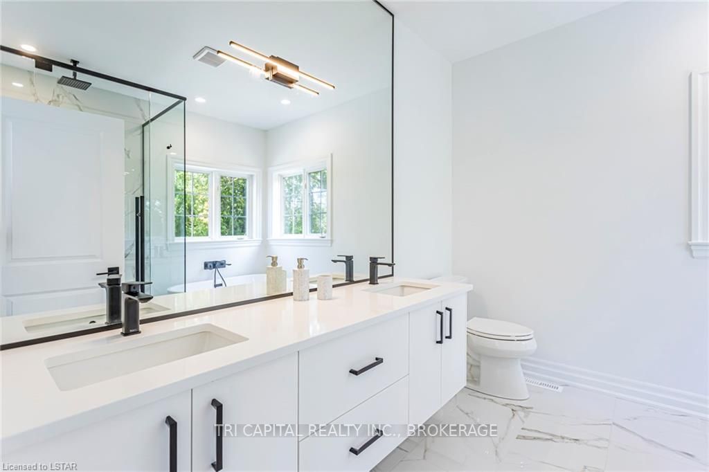 145 BASE LINE Road E #33