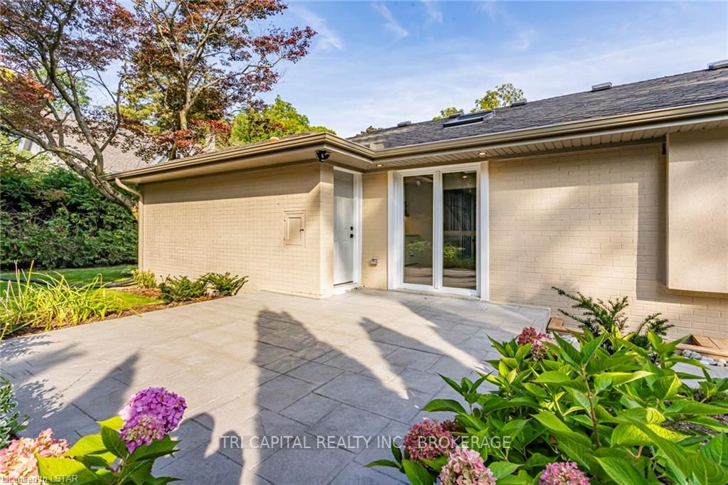 145 BASE LINE Road E #33