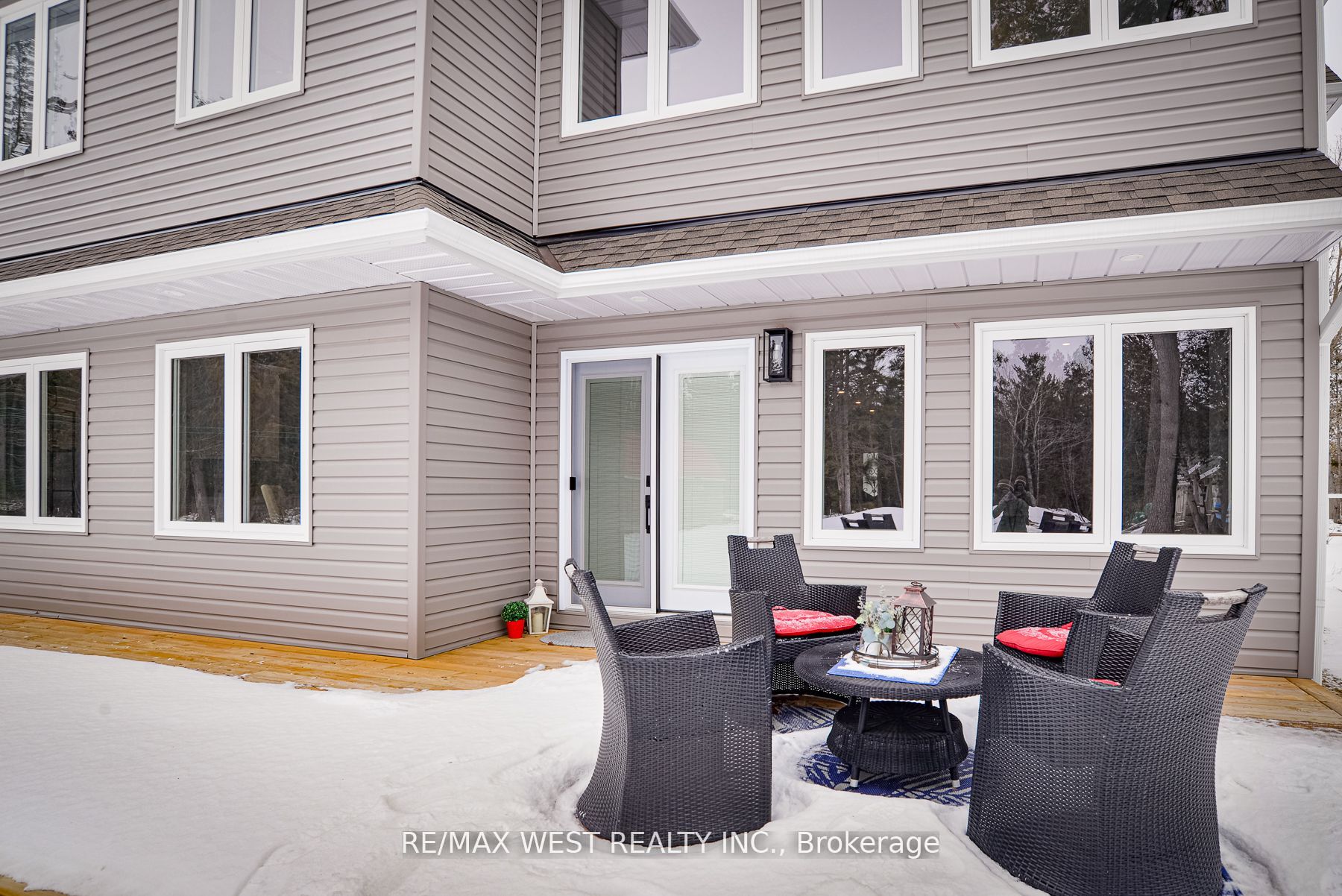 161 Sturgeon Glen Road