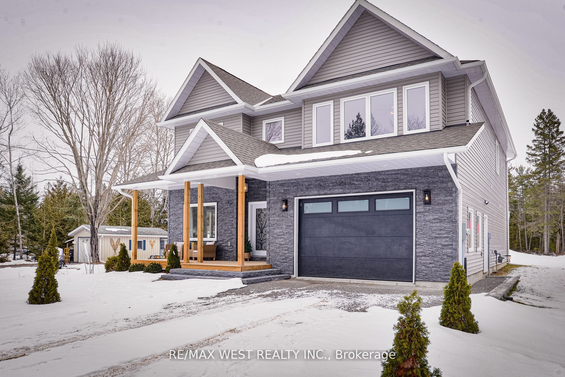 161 Sturgeon Glen Road