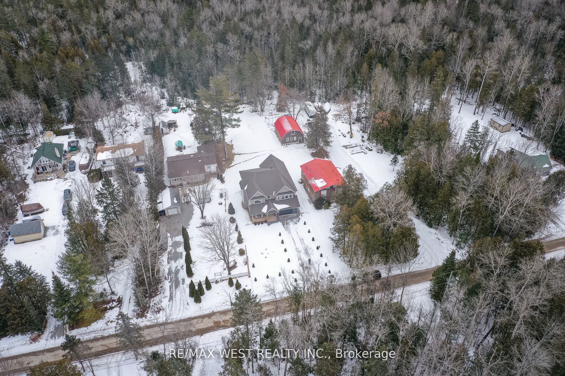 161 Sturgeon Glen Road