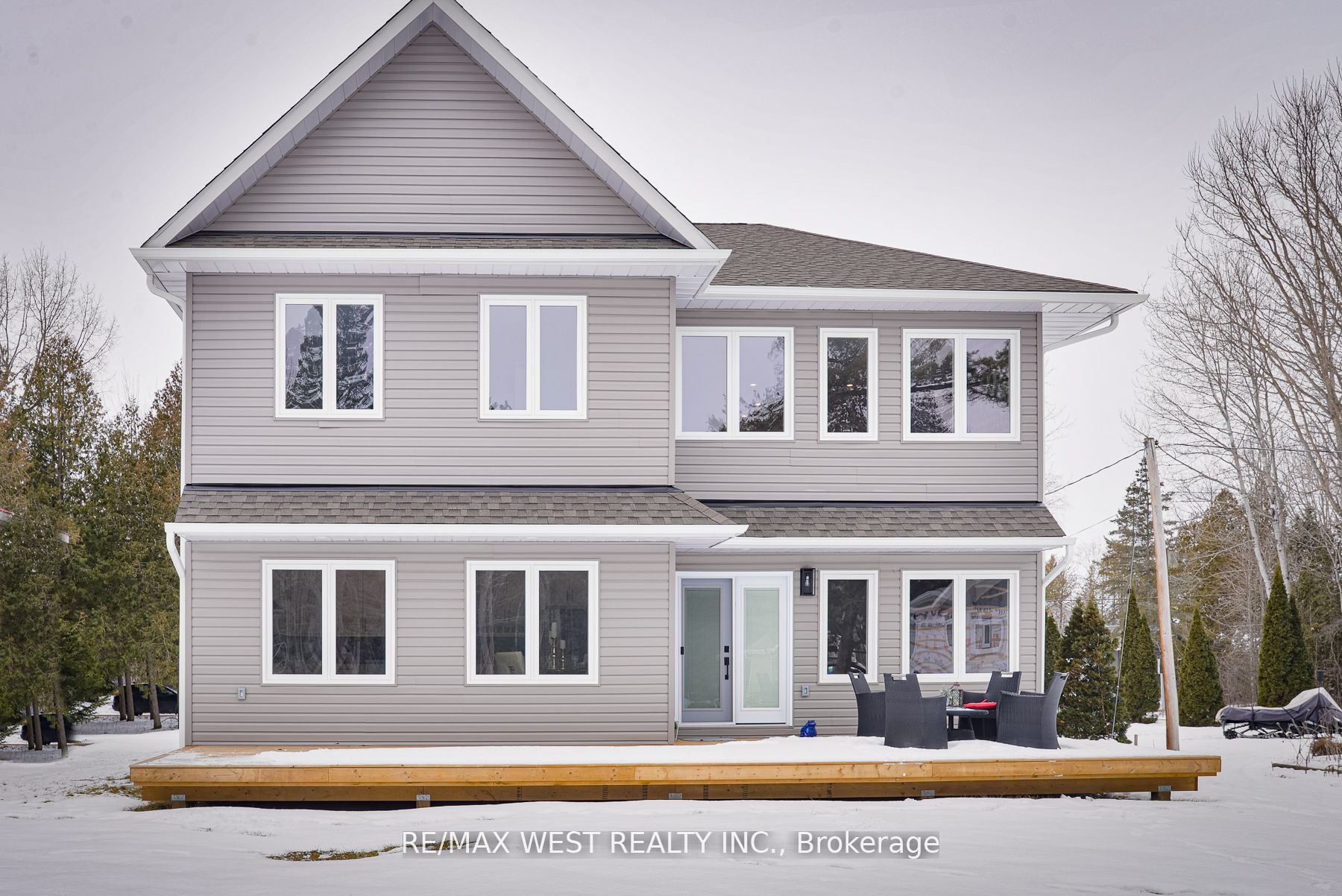 161 Sturgeon Glen Road