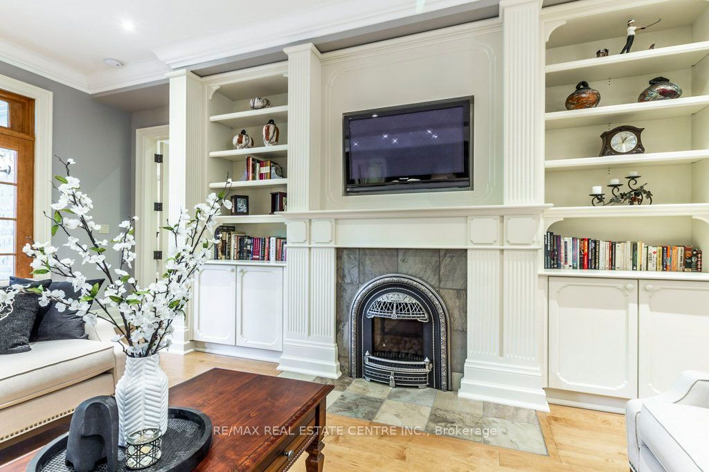 63 Metcalfe St