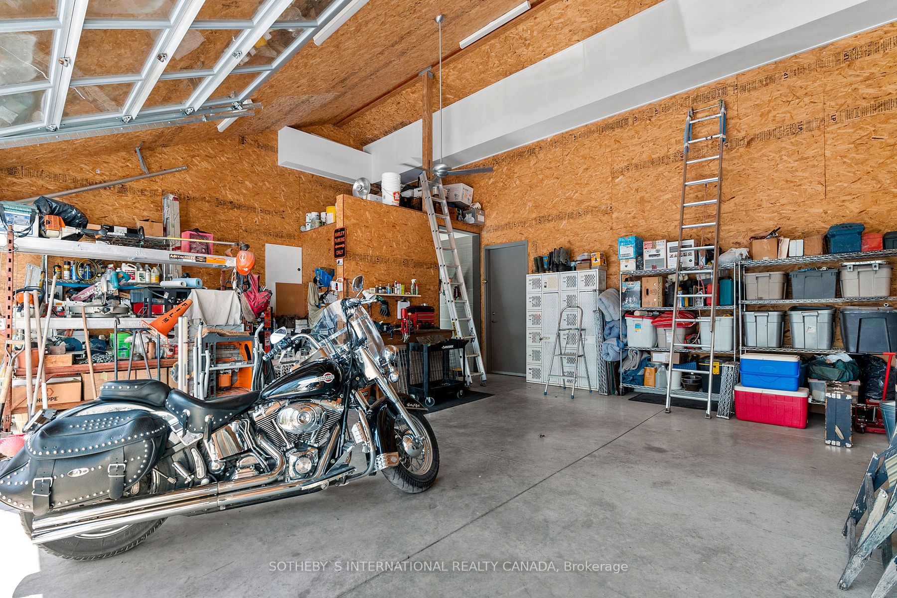 4556 Eagleson Line
