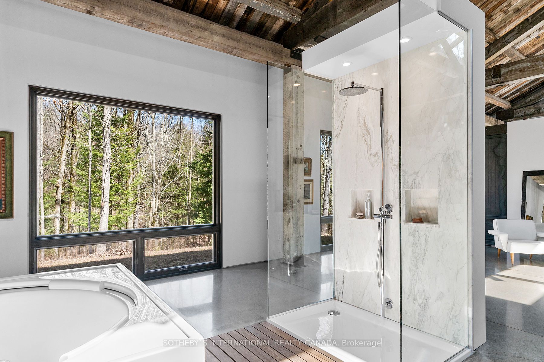 4556 Eagleson Line