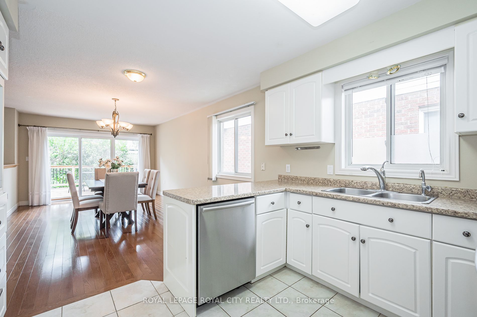 24 Beechlawn Boulevard, #N/A