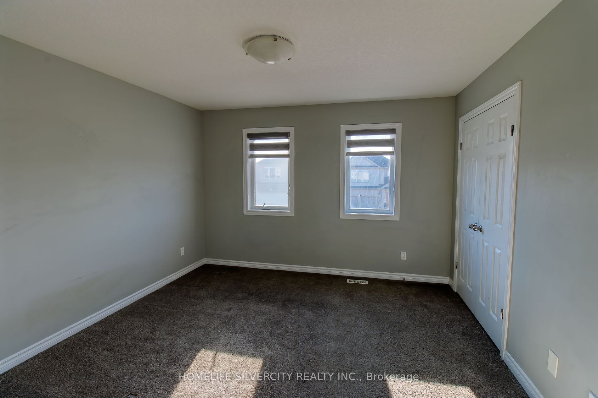 3254 Turner Cres