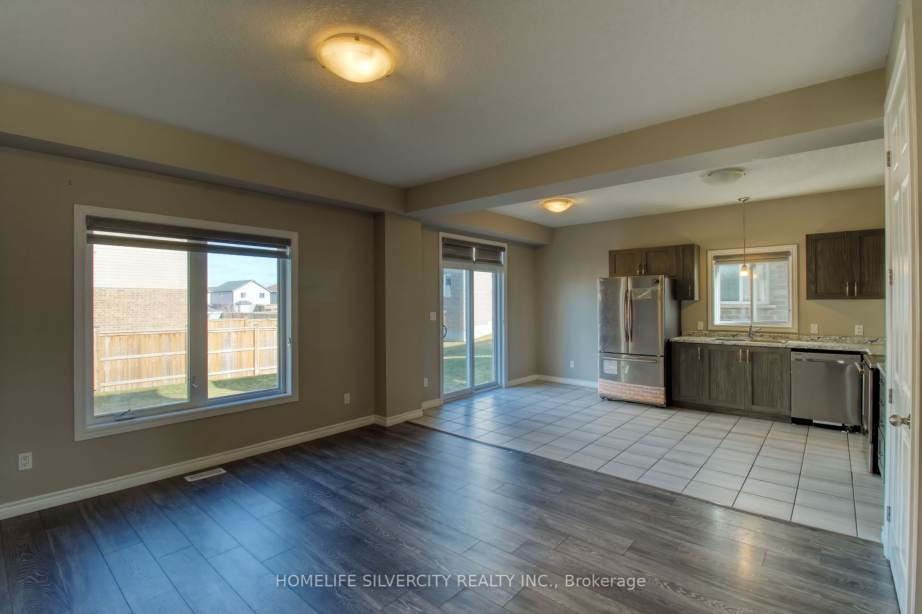 3254 Turner Cres