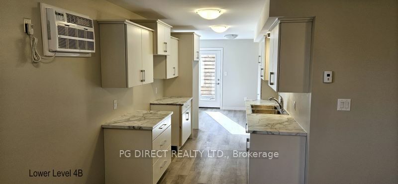 4 Cardinal Court