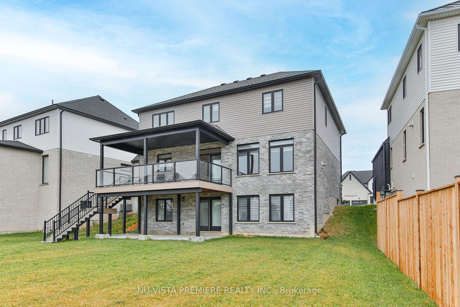 1867 Fountain Grass Drive