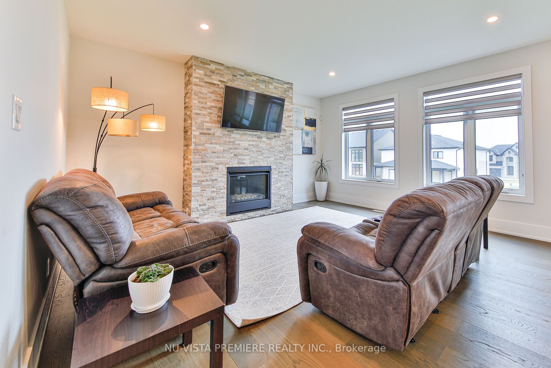 1867 Fountain Grass Drive