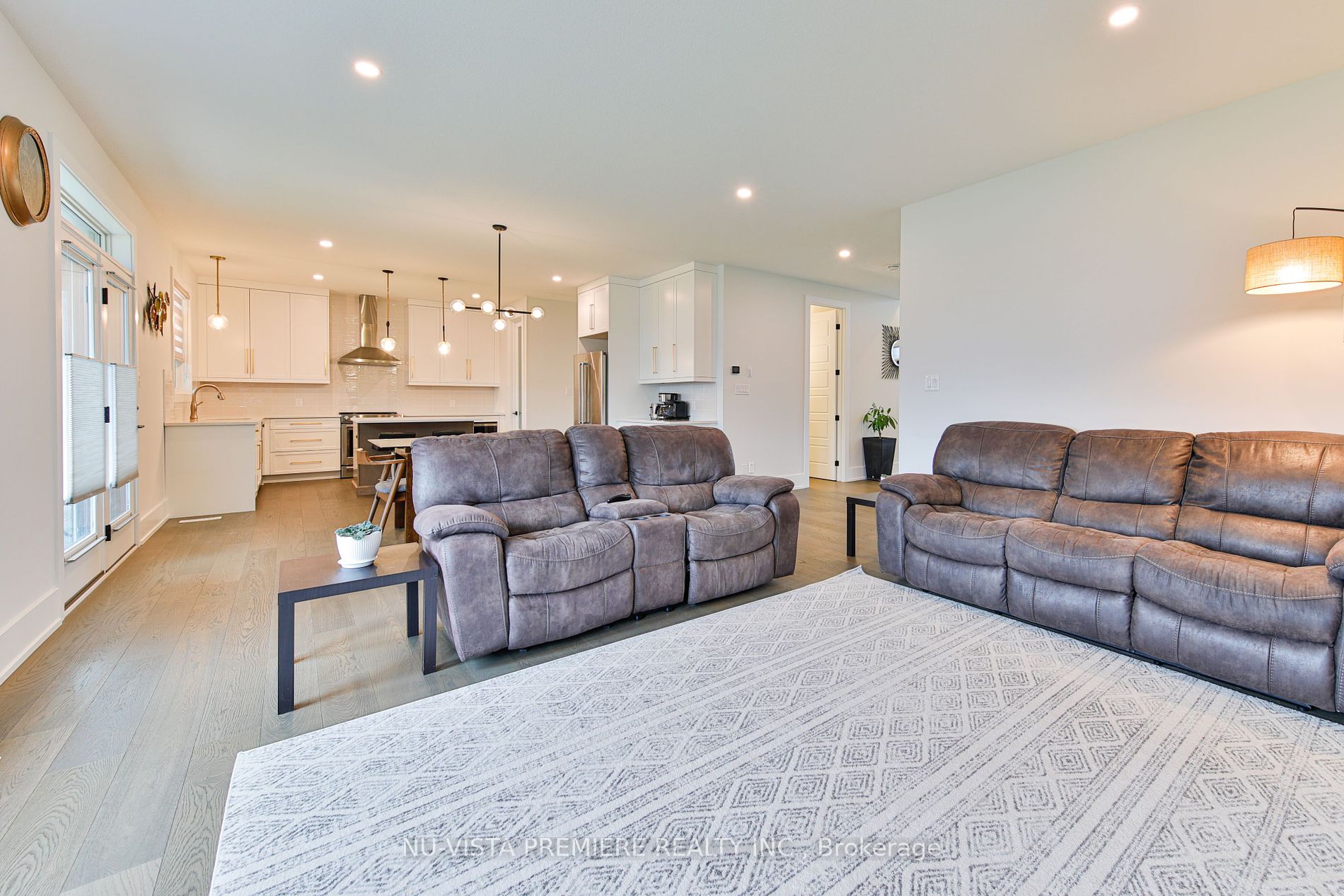 1867 Fountain Grass Drive