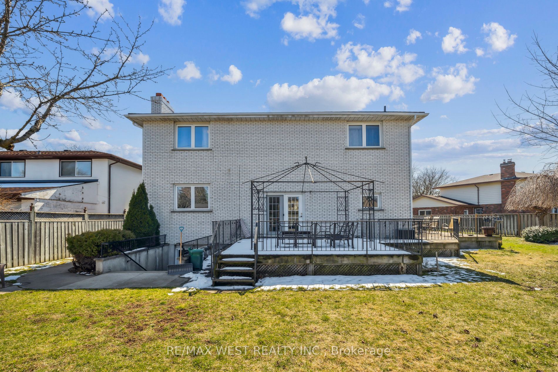 7105 York Drive