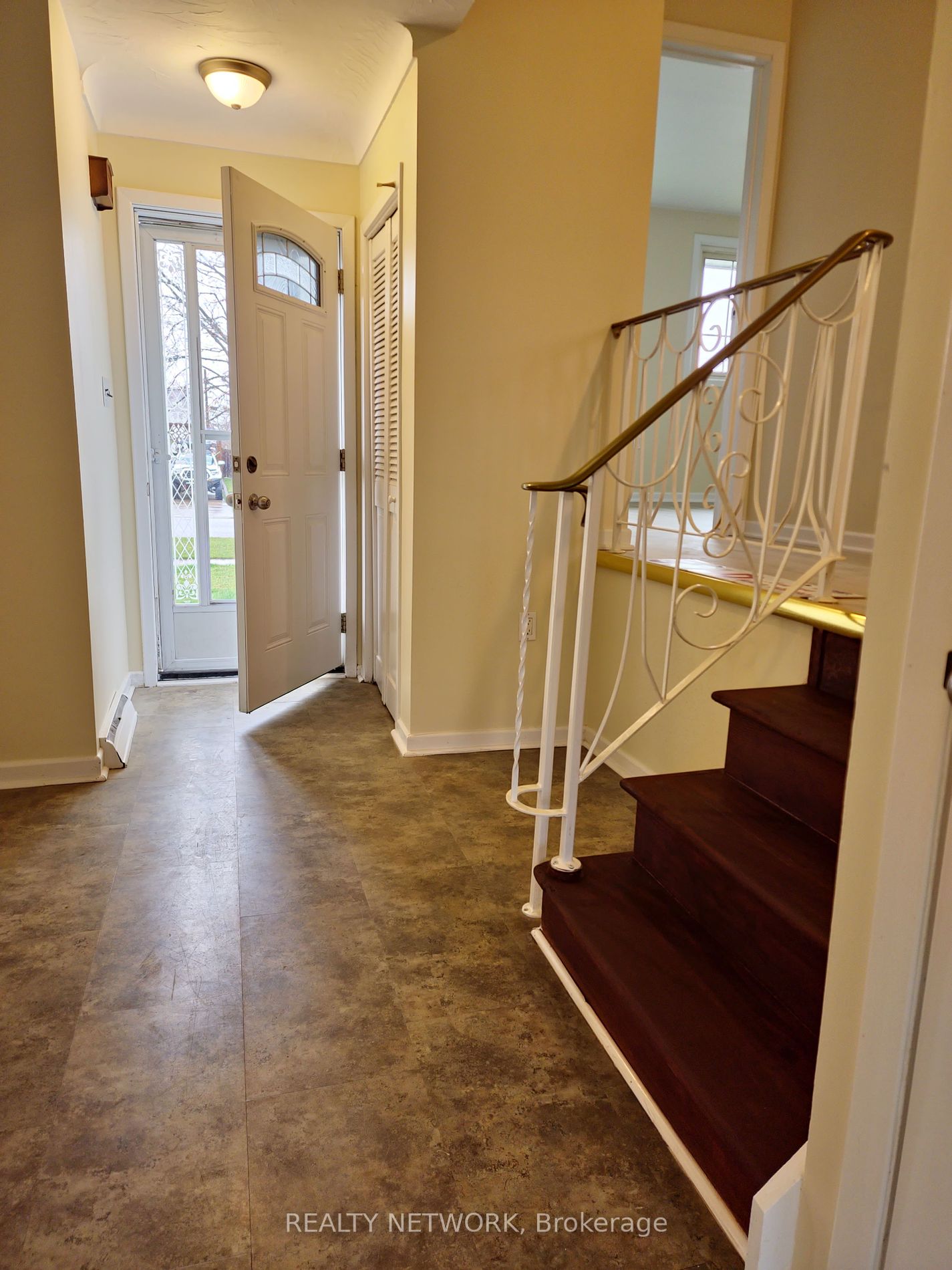 20 St. Charles Drive