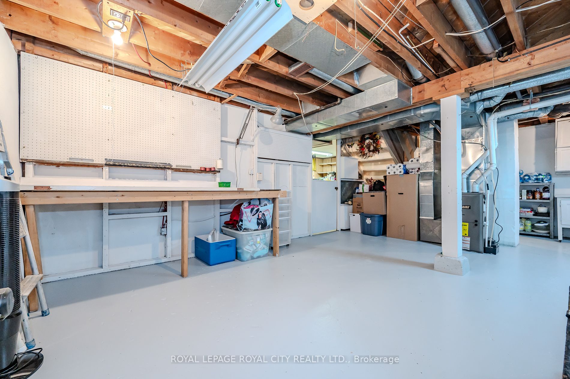 27 Vancouver Dr