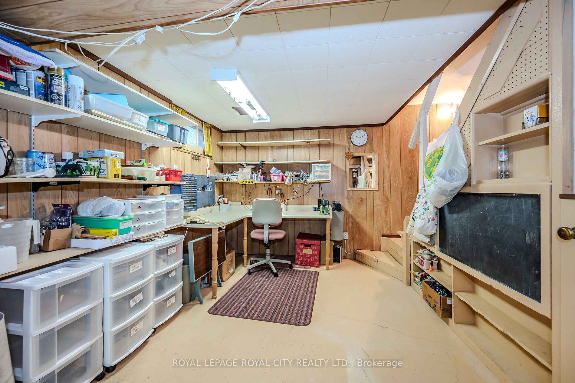 27 Vancouver Dr