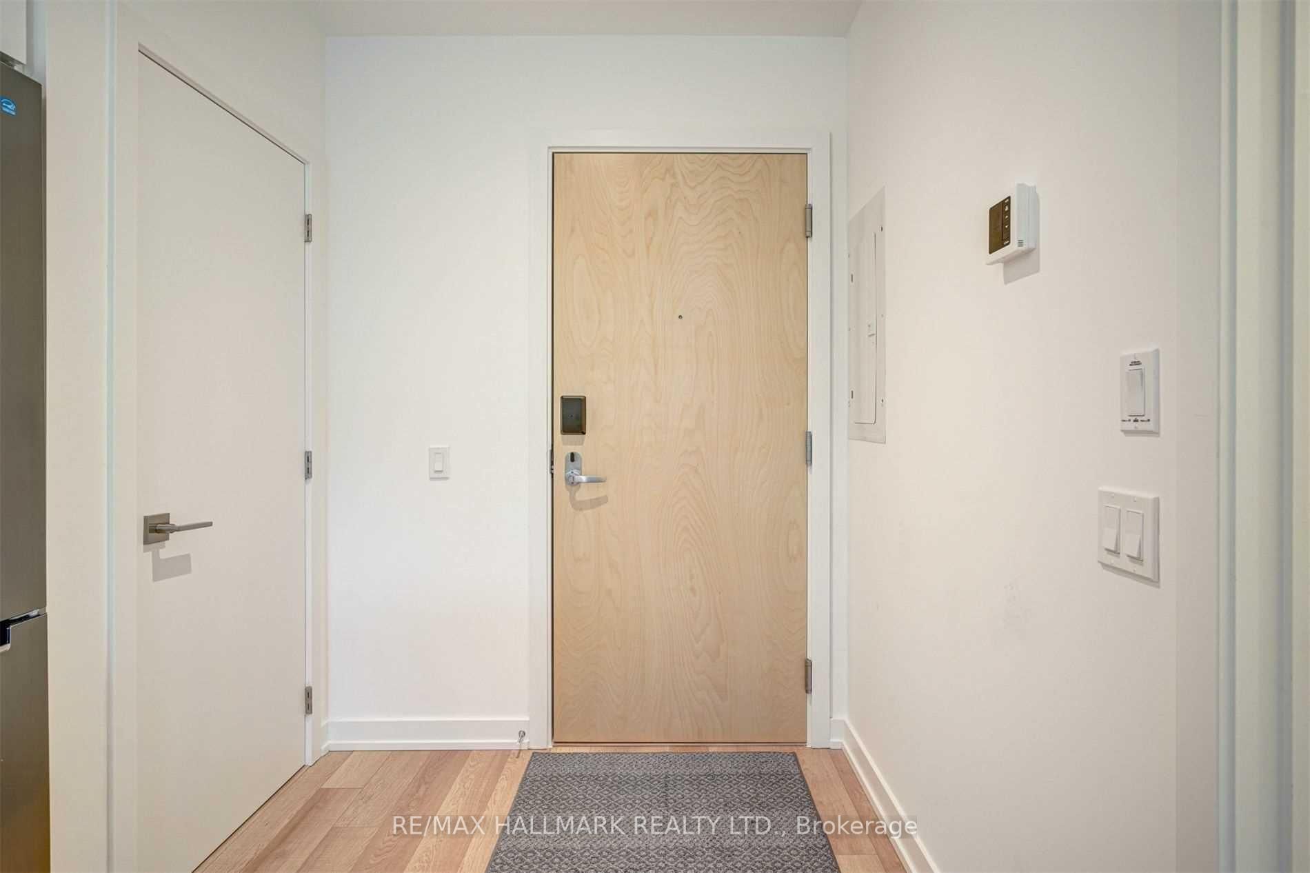 120 Carrick Trail #207