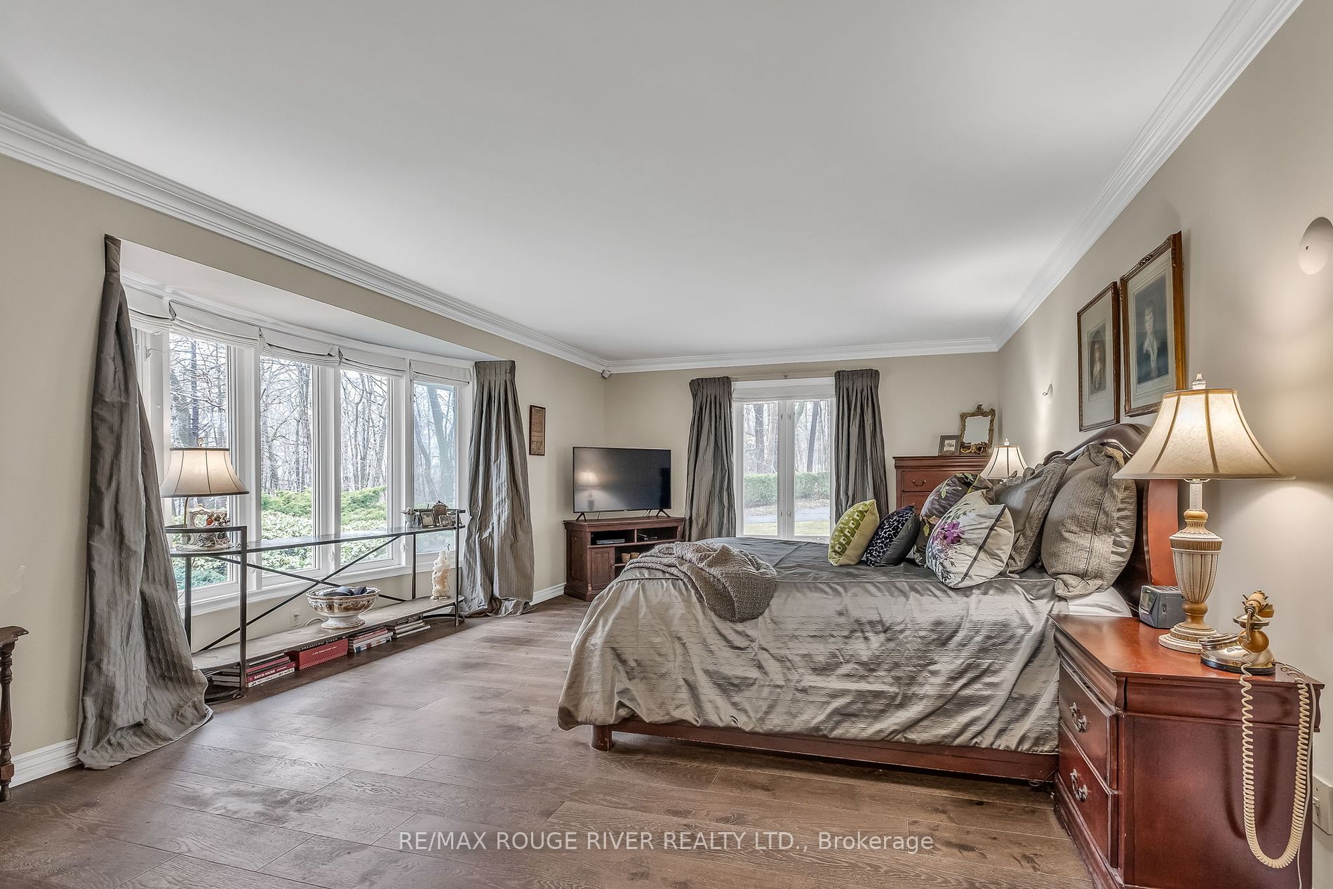 7 Sunrise Court