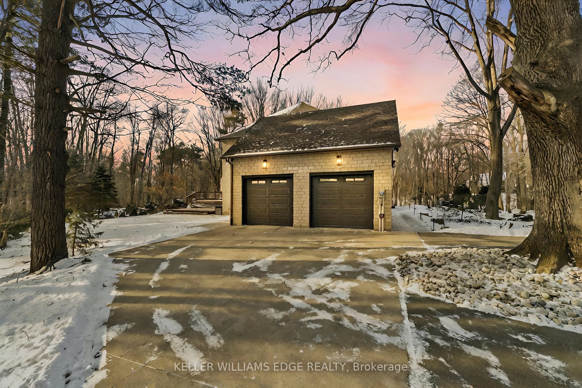18 Elder Crescent