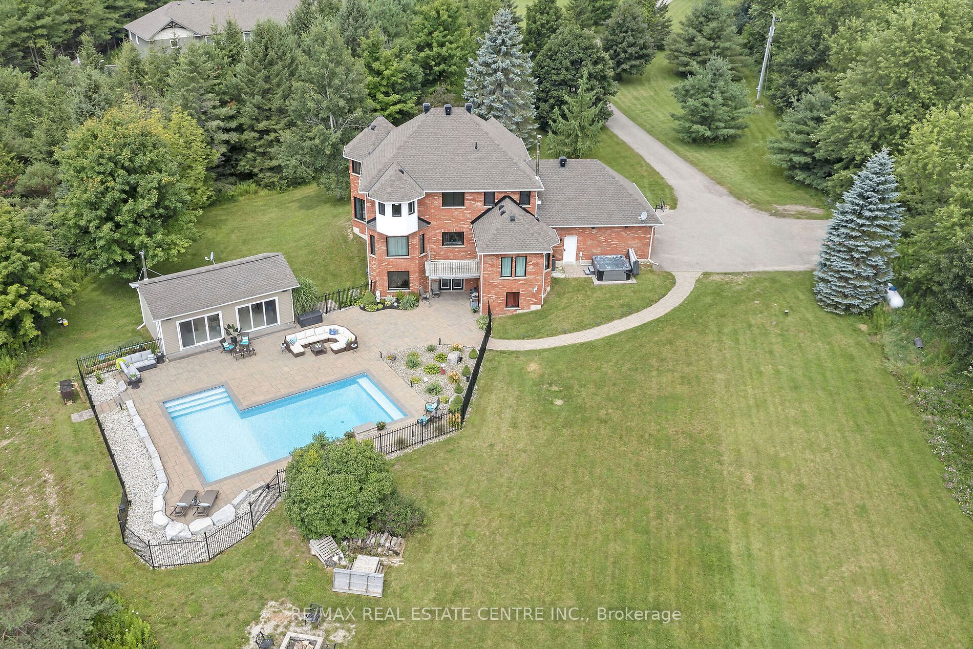 9343 Wellington 22 Road