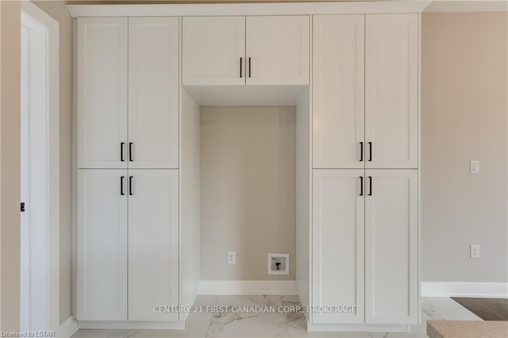 297 WHITING Street #5