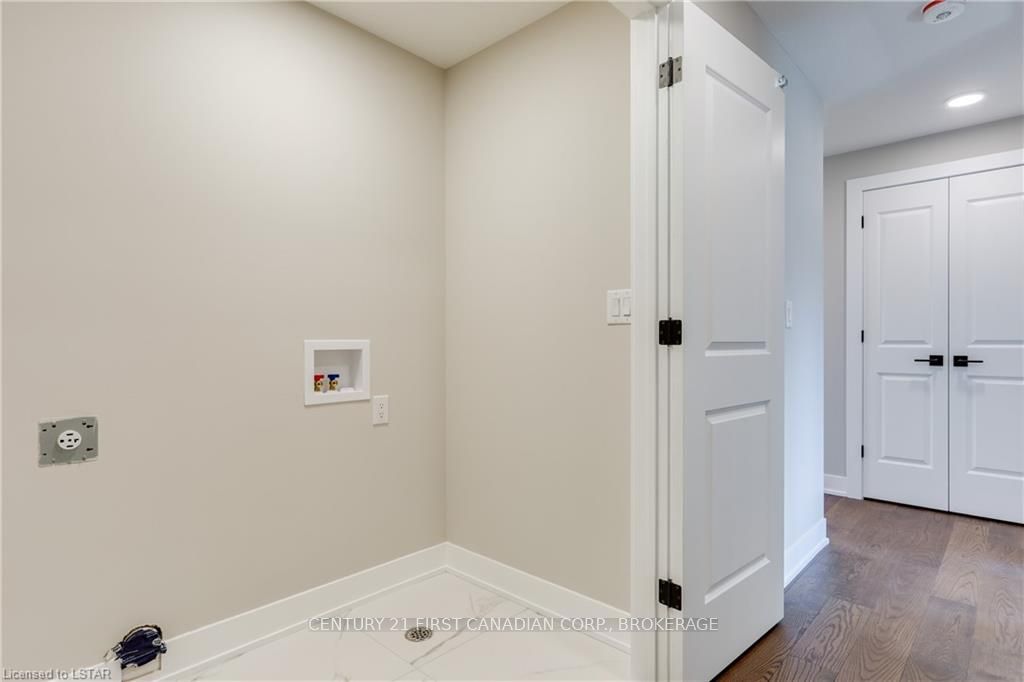 297 WHITING Street #5