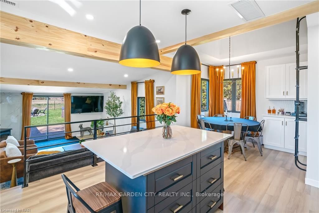 1368 Lorraine Road
