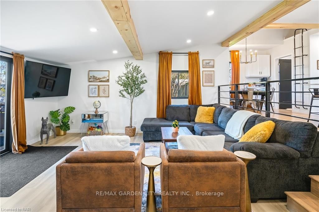 1368 Lorraine Road