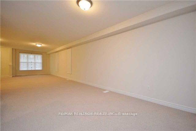 114 Rothwell Gdns