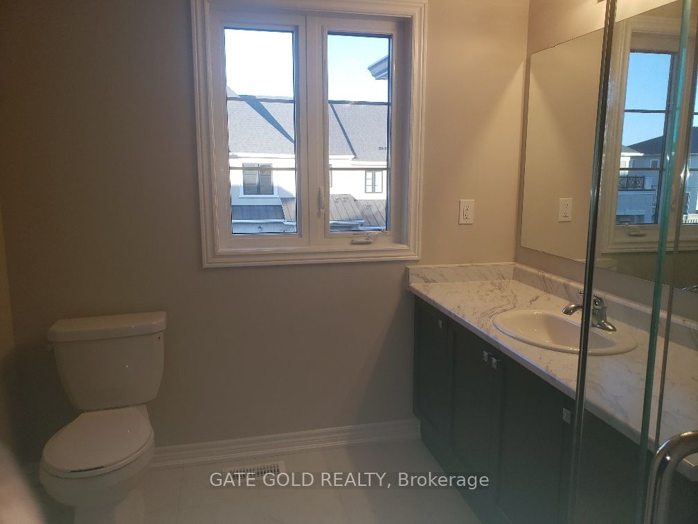 30 Mia Dr, #10