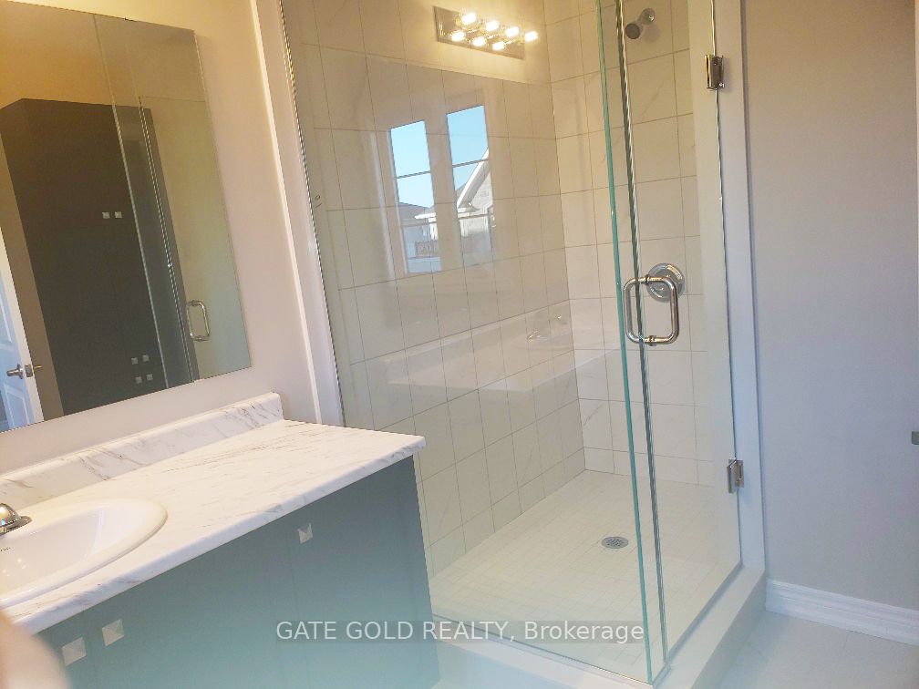 30 Mia Dr, #10