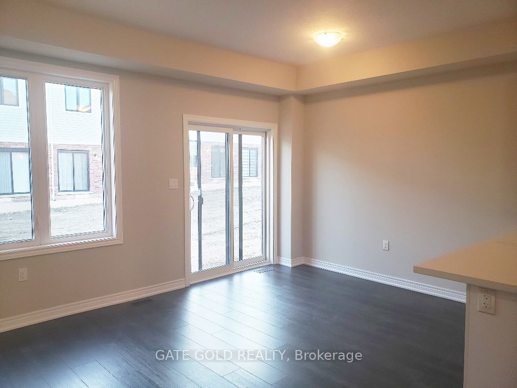 30 Mia Dr, #10