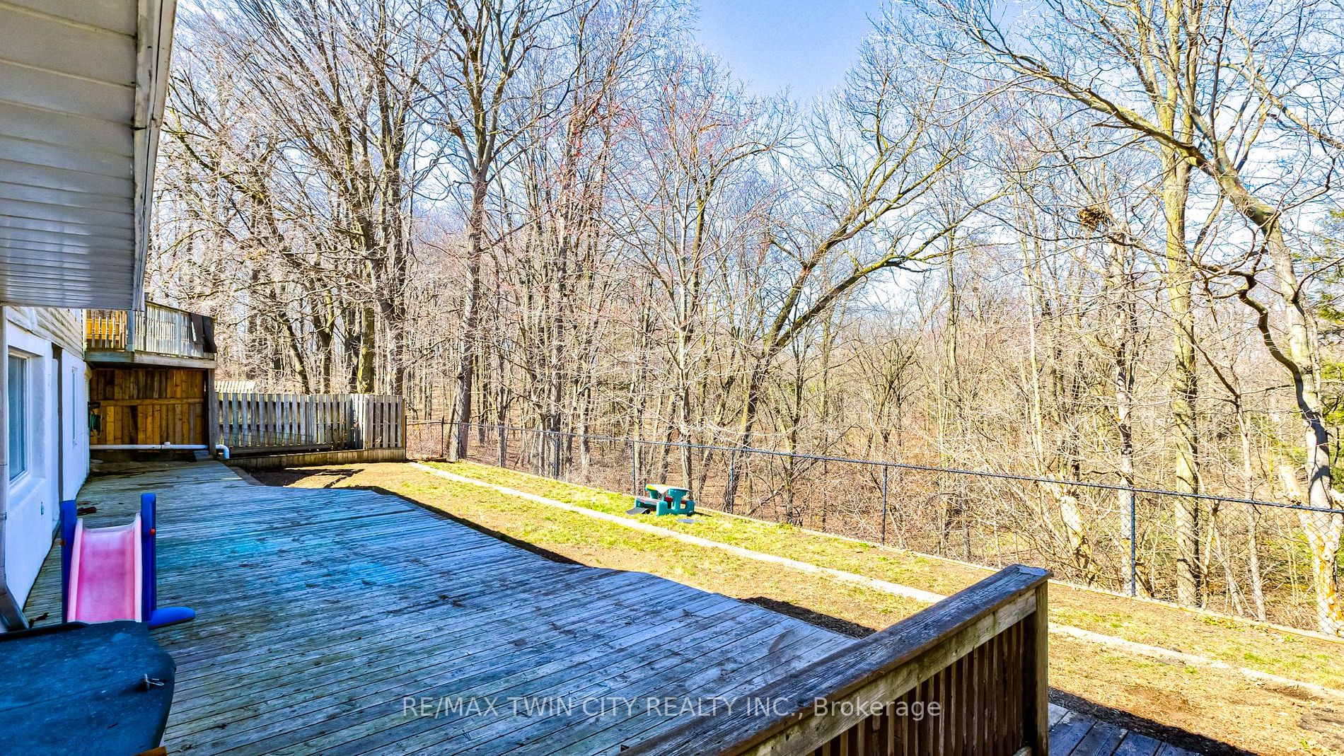22 Blackhorne Crescent