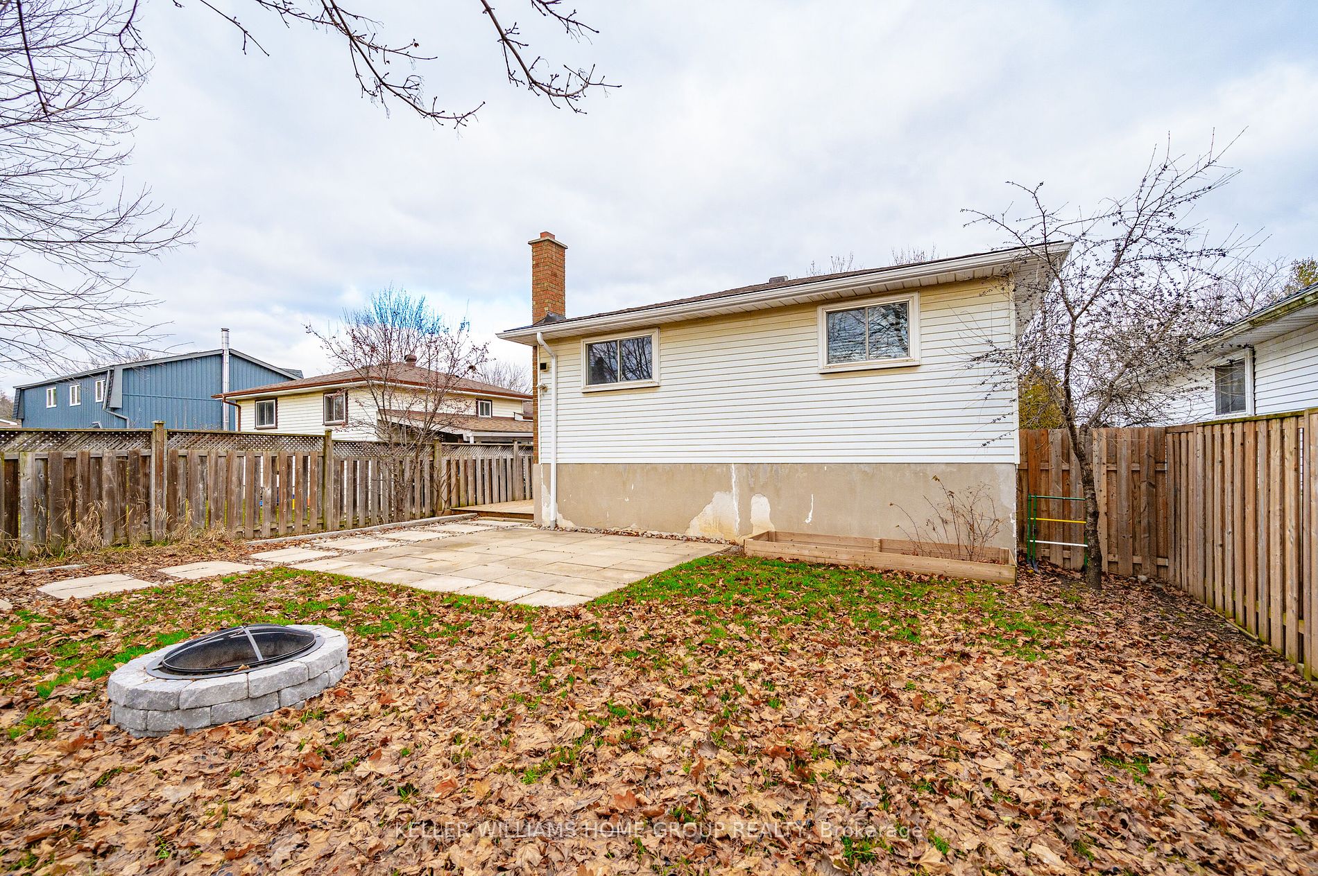 369 West Acres Drive