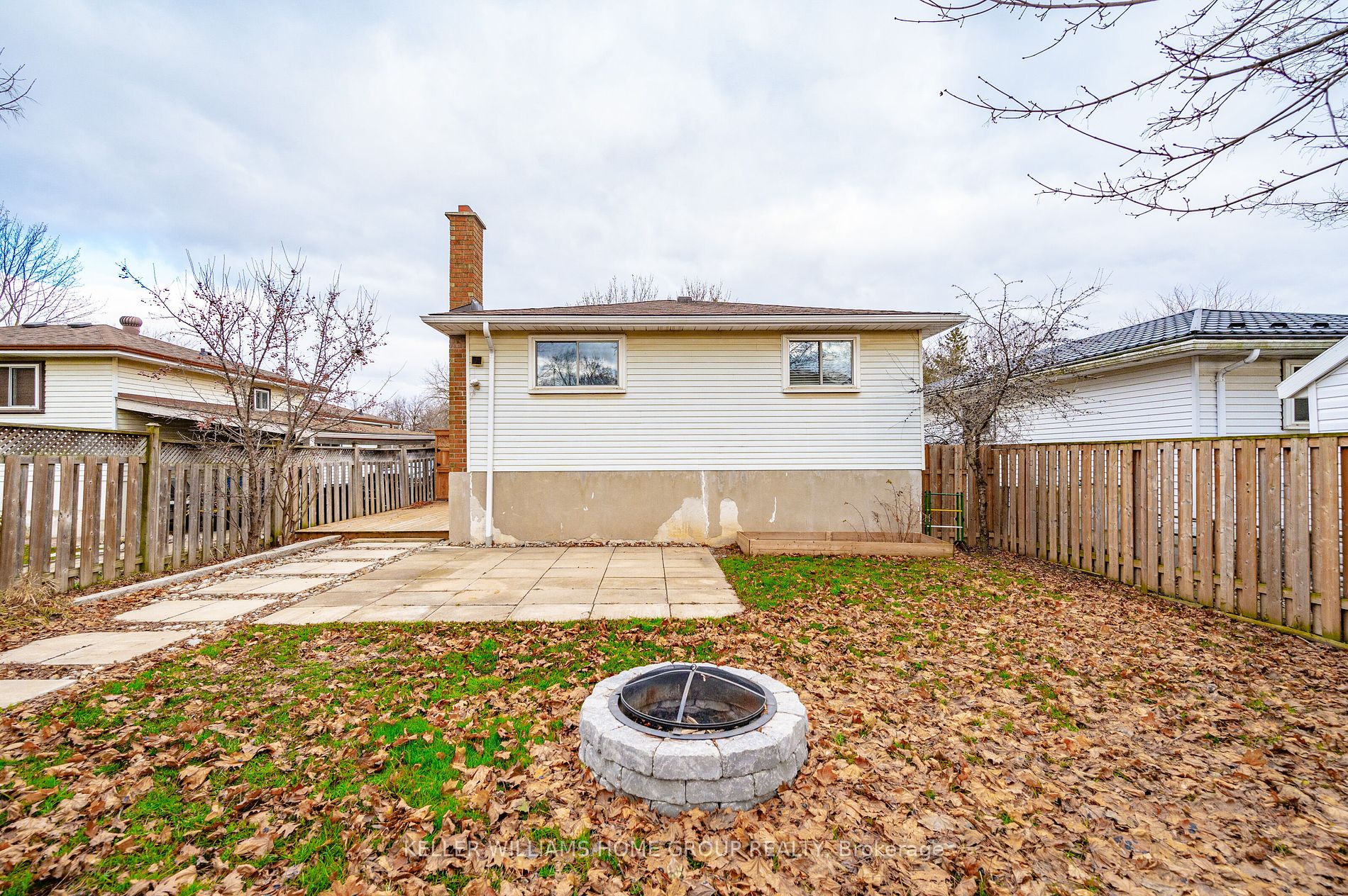 369 West Acres Drive