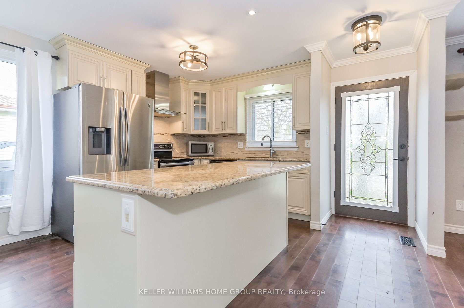 369 West Acres Drive